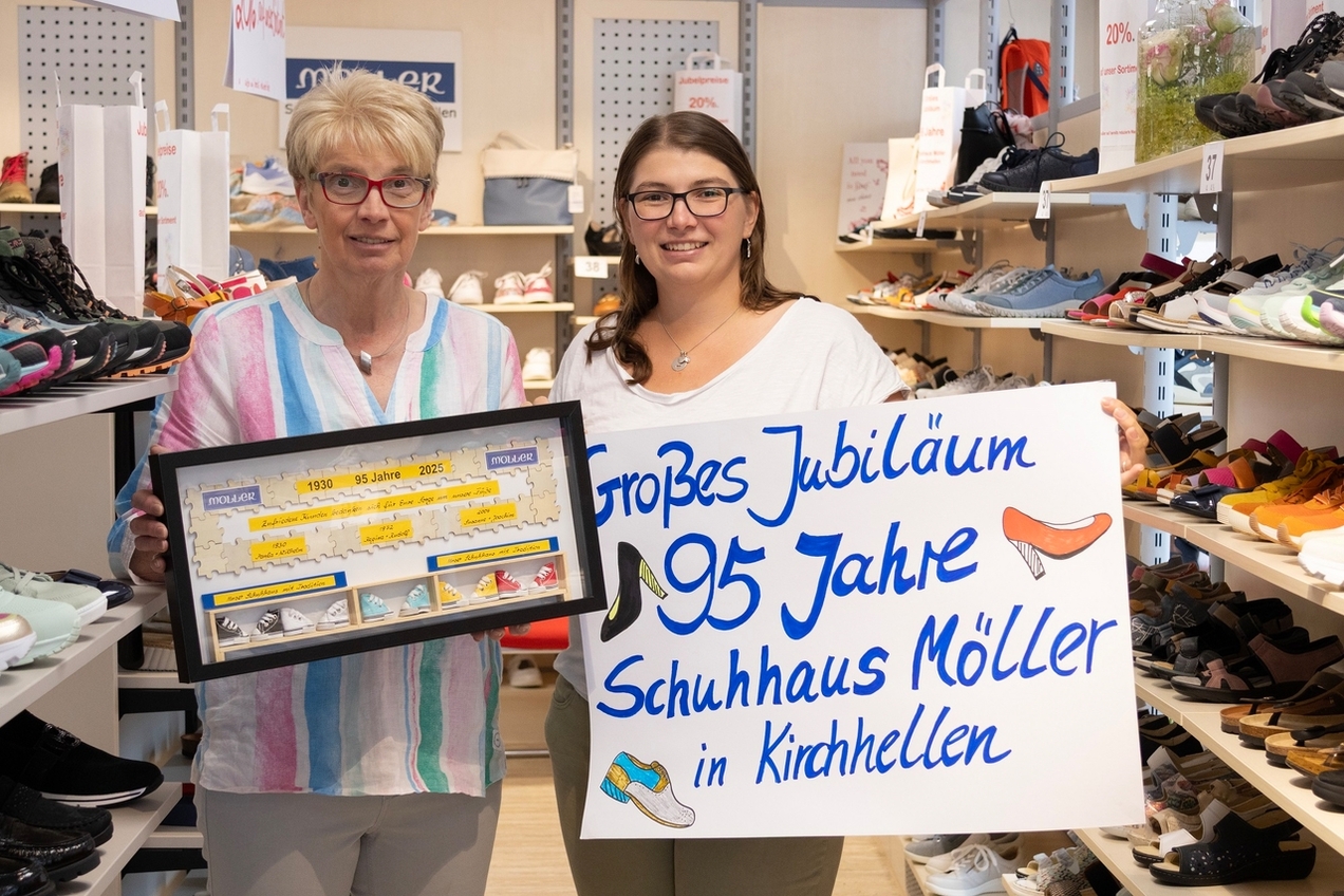 Susanne Breit und Tochter Stefanie Wollny tragen die 95-jährige Familientradition weiter und freuen sich, ihrer Leidenschaft für Schuhe nachgehen zu können.