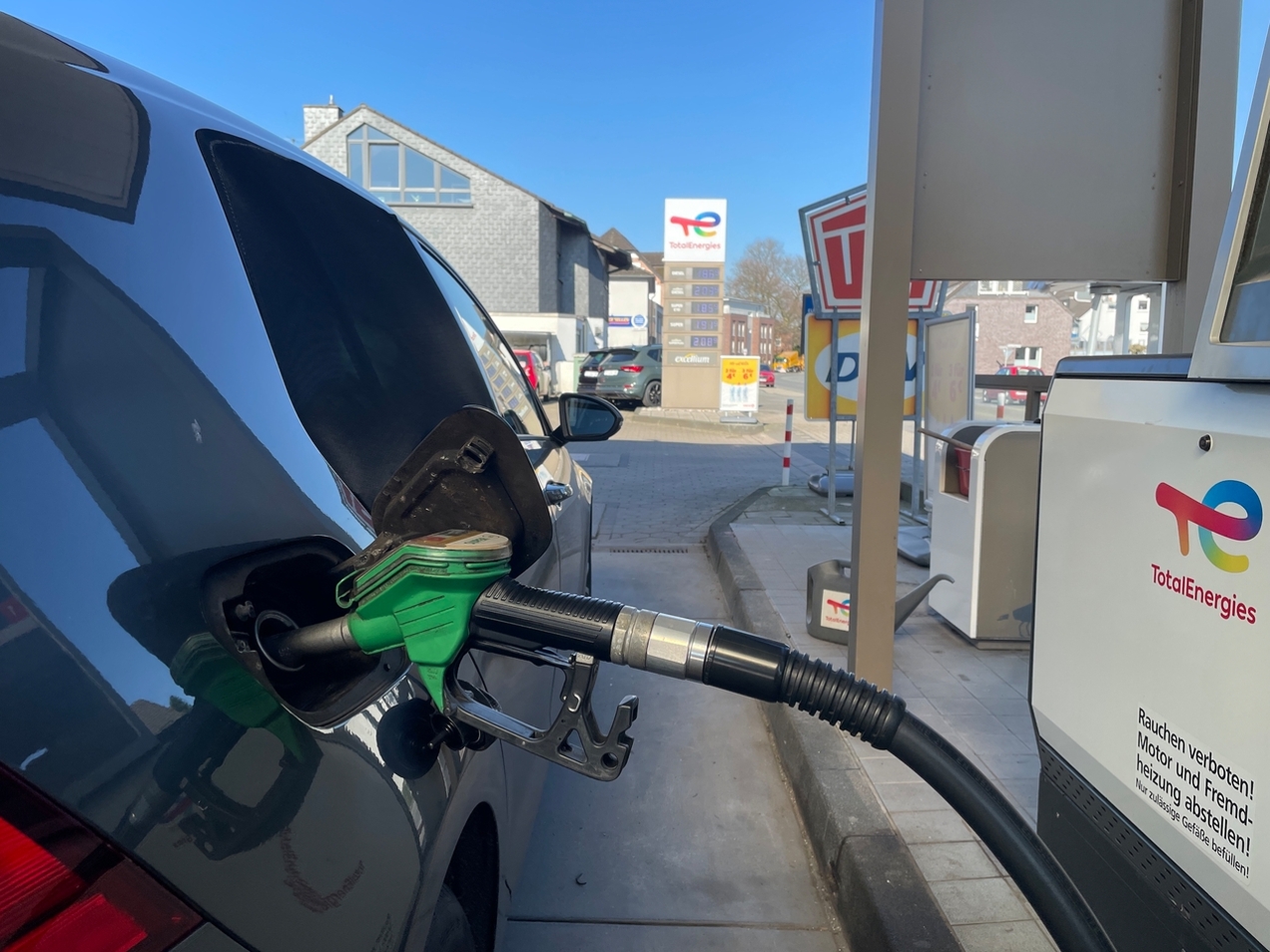Preis-Schock an der Tankstelle: Autofahrer können sich jetzt auf höhere Benzin- und Dieselpreise einstellen.