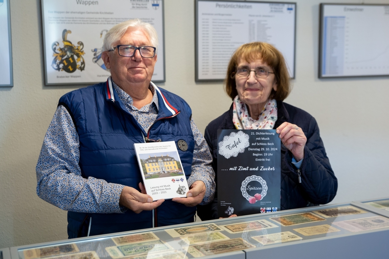 Peter Pawliczek vom Heimatverein und Elsbeth Müller von der Historischen sind auch nach 21 Jahren noch mit Herz und Seele dabei.