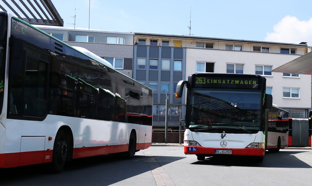Mit den Schulöffnungen in NRW am 22. Februar 2021 fahren auch die Einsatzwagen der Vestischen Straßenbahn GmbH wieder.