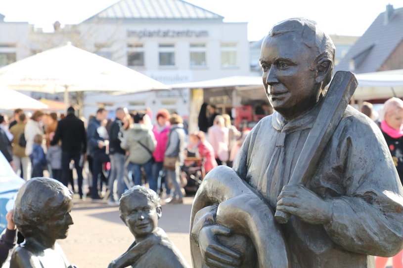 Von April bis September haben die Kirchhellener wieder monatlich die Möglichkeit den Arbeitstag in Gesellschaft auf dem Breuker-Platz ausklingen zu lassen.