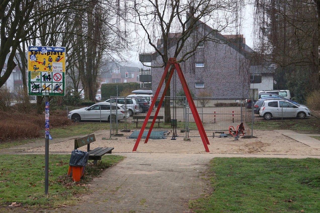 Der beliebte Spielplatz im Antoniuspark am Kirchhellener Ring wird umgebaut und bekommt zahlreiche neue Spielgeräte.