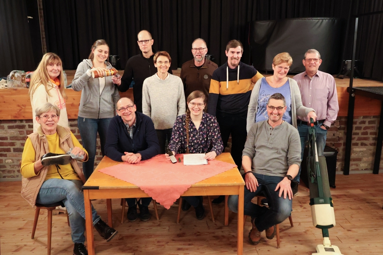 Die Laienspielschar ist bereits in der heißen Phase für die Proben des plattdeutschen Theaterstücks. Zwei Mal wöchentlich treffen sie sich.