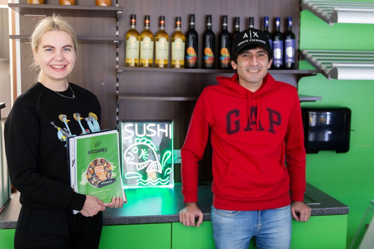 Anastasia und Avetik Avetikyan haben einen Sushi-Imbiss in Grafenwald eröffnet. Bald beginnen sie mit der Renovierung des „Midori“.