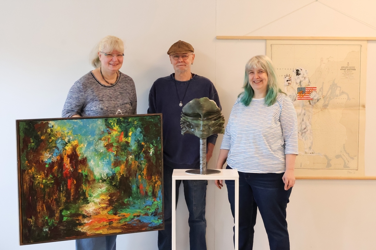 Die Kunstschaffenden Claudia Brüggemeier, Jörg Kuhn und Esther Allmer freuen sich auf viele spannende Gespräche mit Besuchern.