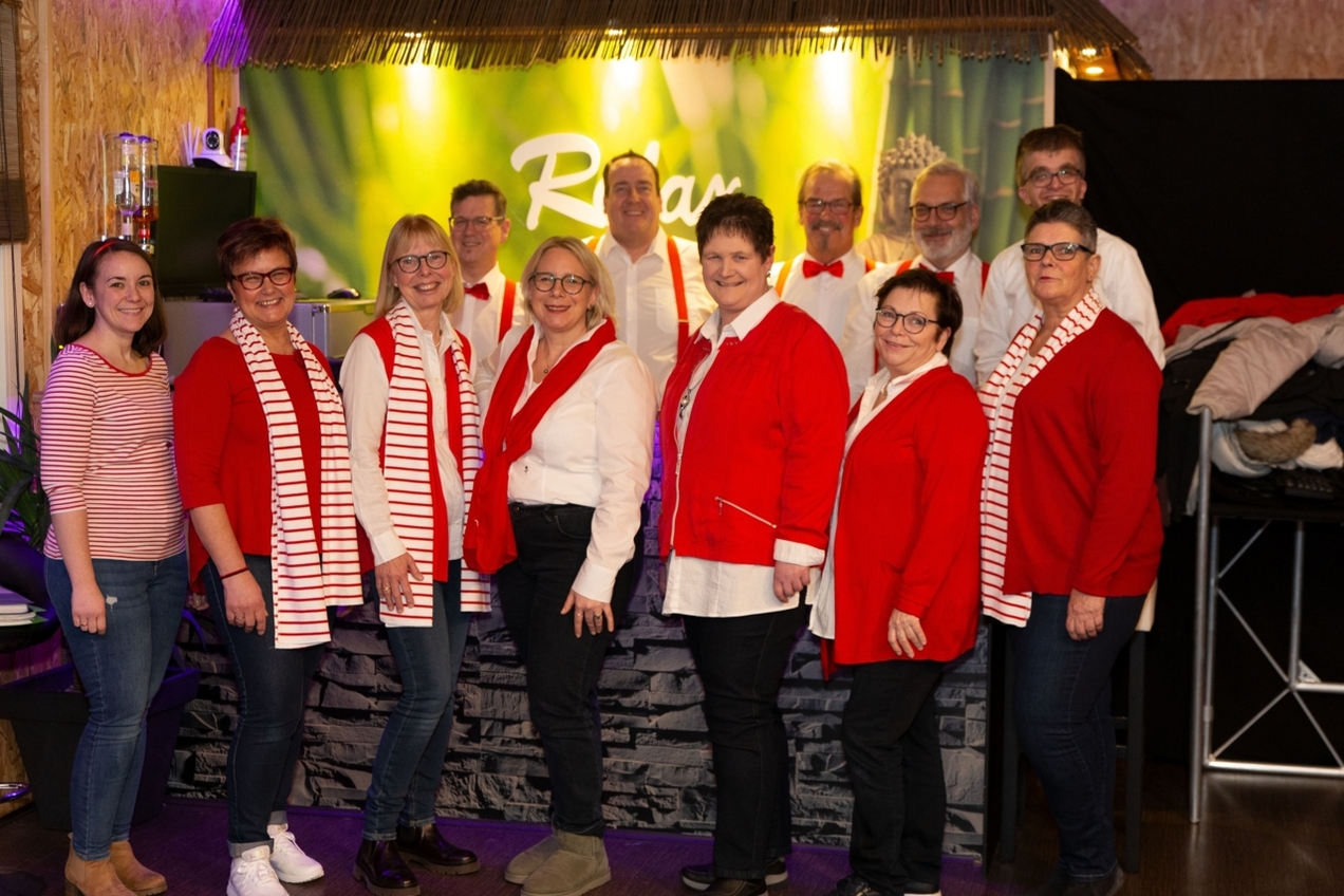 Die Wellness Voices ziehen am dritten Advent wieder durch die Straßen und verbreiten Weihnachtsstimmung.