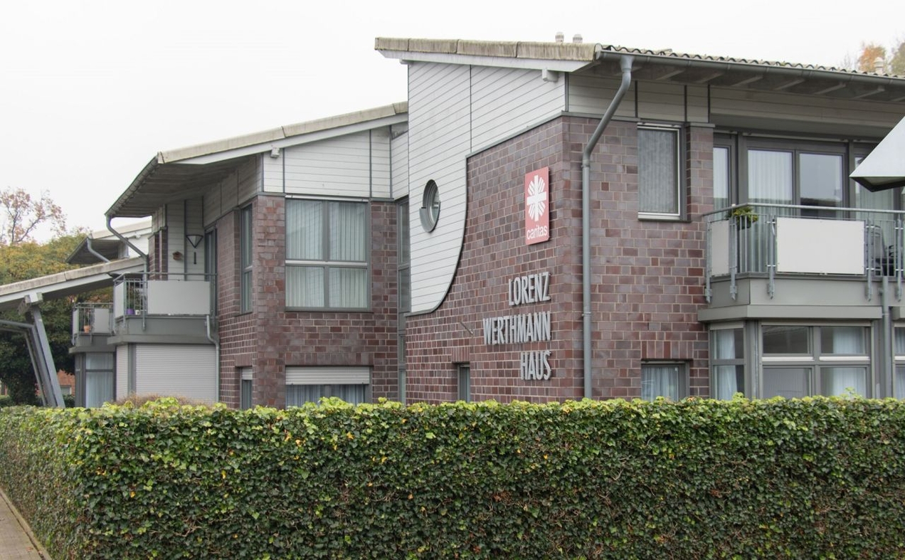 Das Lorenz-Werthmann Haus der Caritas bietet 24 der wenigen vollstationären Dauerpflegeplätze in Kirchhellen. Eine neue Einrichtung im Bezirk soll weitere 80 Plätze sichern.