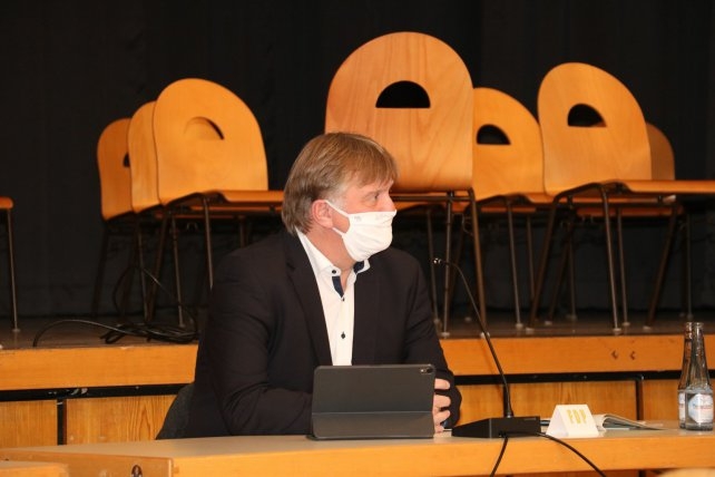 Ratsherr und Kirchhellener Bezirksvertreter Oliver Mies ist stellvertretender Bezirksbürgermeister neben Bezirksbürgermeister Ludger Schnieder und Stellvertreterin Marina Lüer,.
