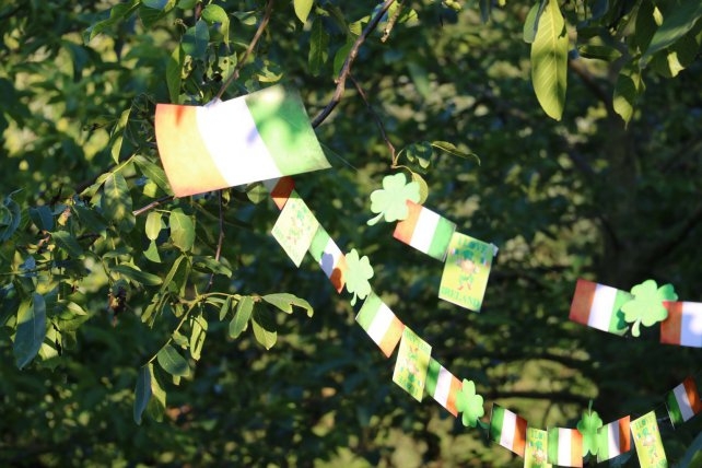 2020 verlief Paules Sommernacht Corona-konform: Die Gäste verbrachten den Abend in Grafenwald auf einzelnen Inseln