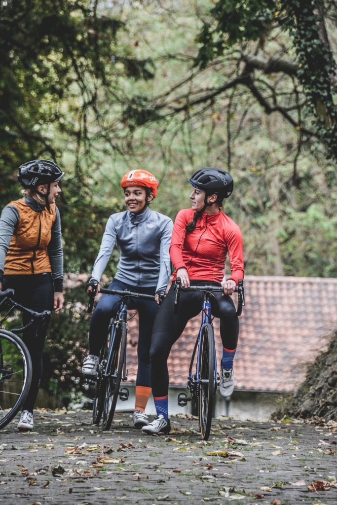 Das Licht am Fahrrad rettet Leben, besonders, wenn es dunkel ist und Radfahrer zusätzlich dunkle Kleidung tragen. Schnell kommt es zu Unfällen mit PKW