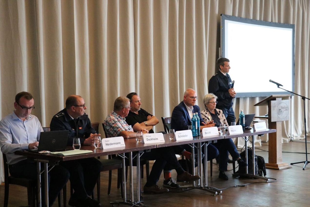 Feuerwache Kirchhellen: Verwaltung lud zur Informationsveranstaltung