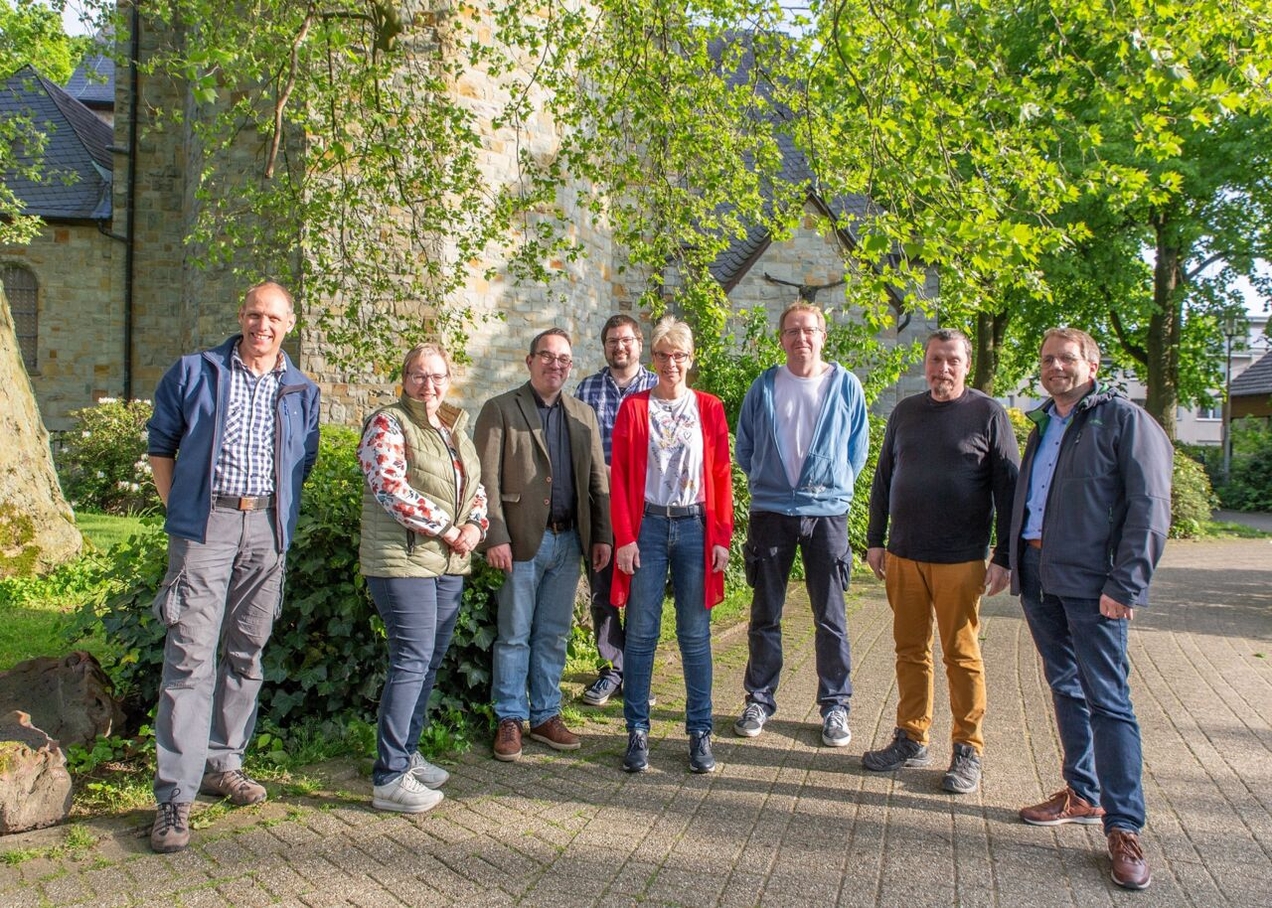 Das Lenkungsteam der Kirchengemeinde St. Johannes um Pastor Christoph Potowski (3.v.l) will die Zukunft aktiv mitgestalten.