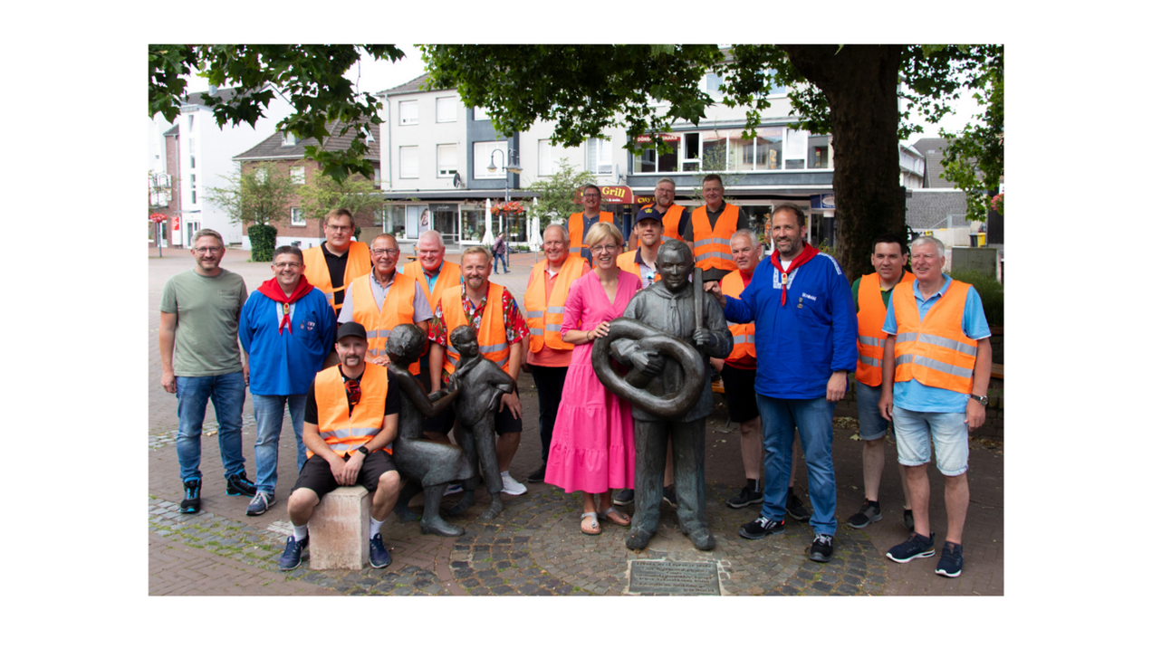 Am Dienstagmorgen hat das amtierende Brezelkönigspaar die erste Delegation verabschiedet. Sie fahren 350 Kilometer von Köln nach Speyer mit dem Rad.