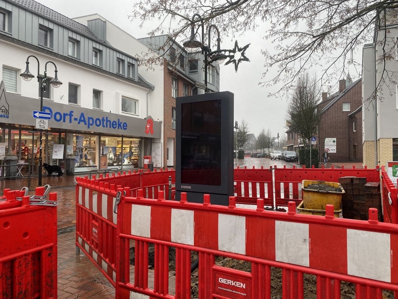 Neuigkeiten gibt es jetzt im Dorf auf digitalen Infotafeln